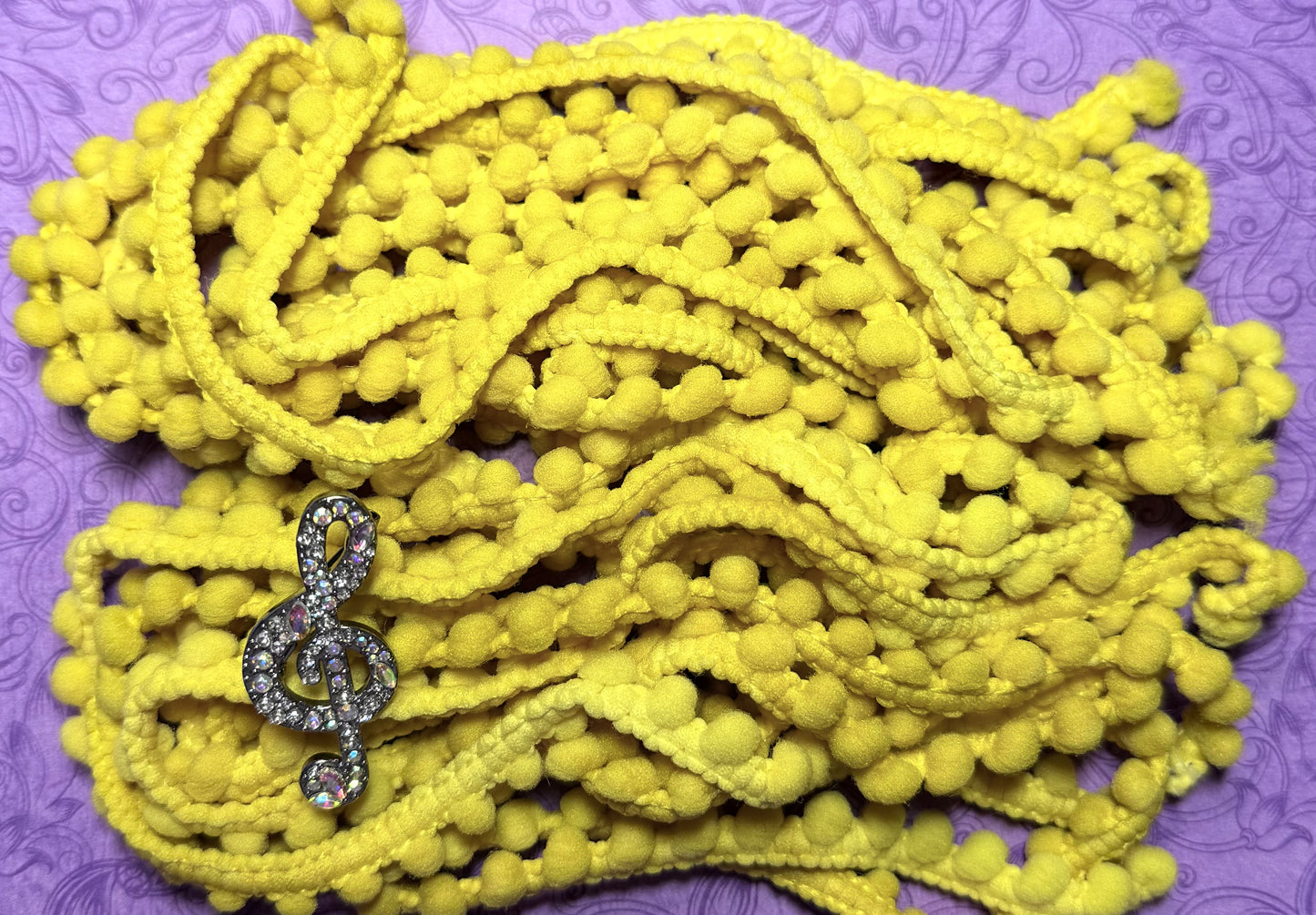 Mini Pom Pom Trim by Grace Notes