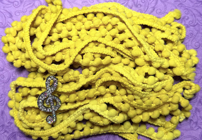 Mini Pom Pom Trim by Grace Notes